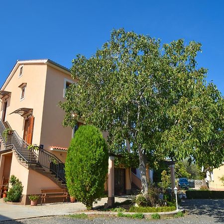 מאלינסקה Apartments Ivanka מראה חיצוני תמונה
